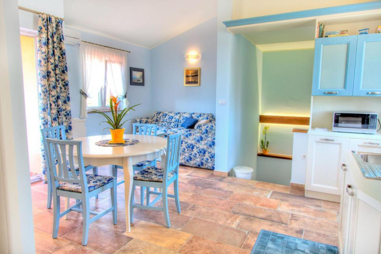 Apartments Petra Near Beach Veruda Luaran gambar