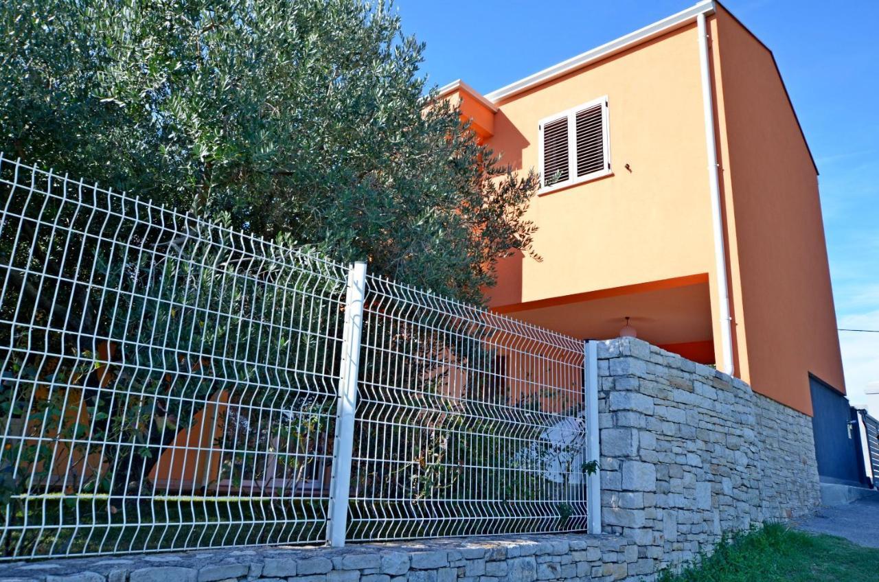 Apartments Petra Near Beach Veruda Luaran gambar