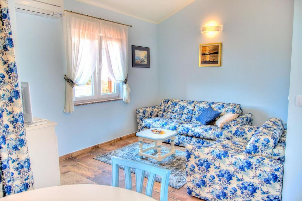 Apartments Petra Near Beach Veruda Luaran gambar